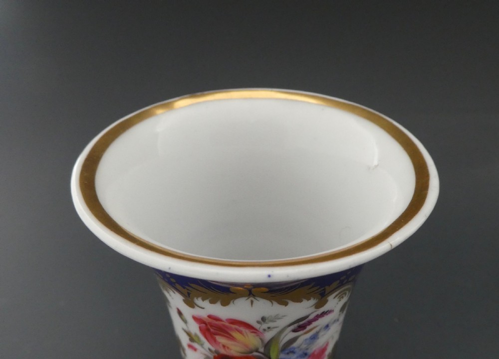 Chamberlains Worcester porcelain spill vase, c. 1820. View III