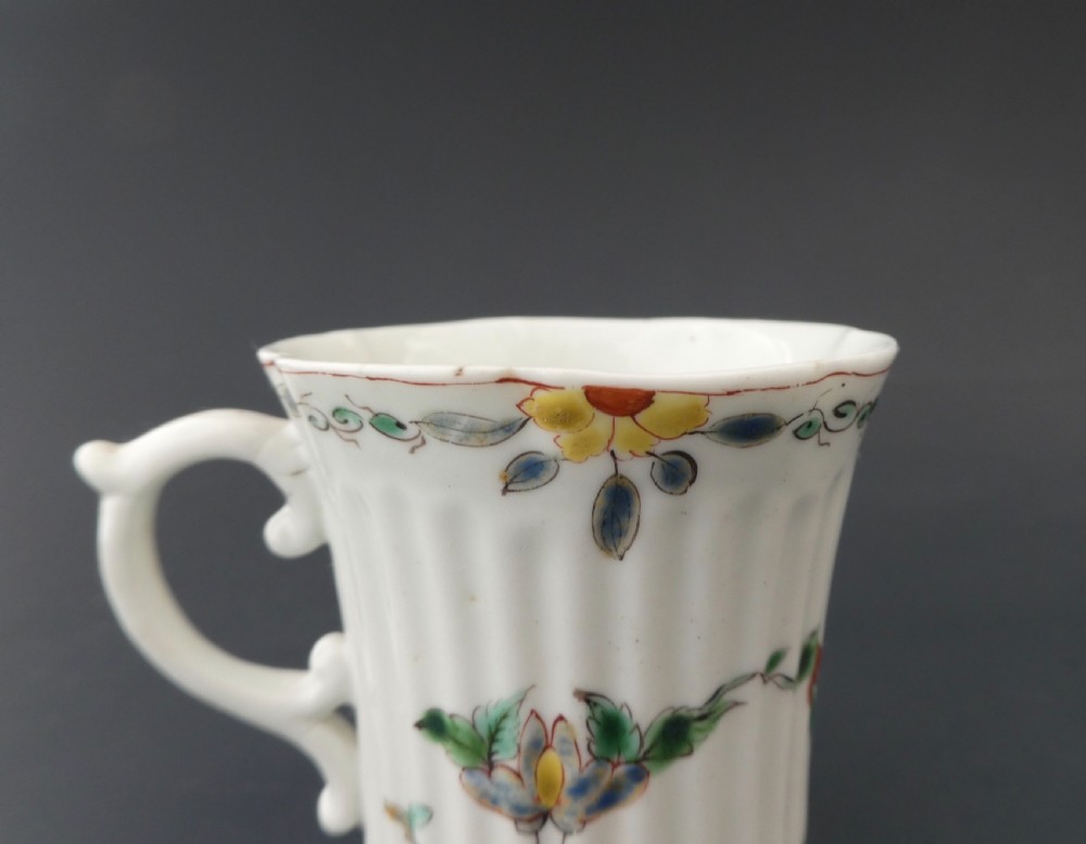 Worcester porcelain coffee cup, c. 1752-1754. View V