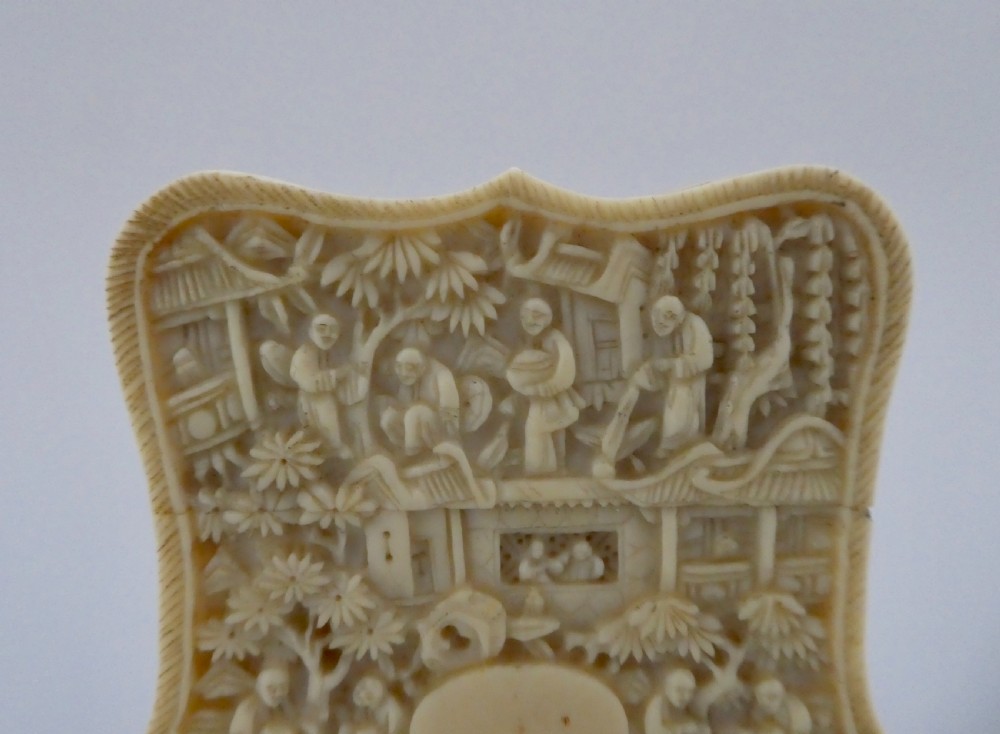 Chinese carved ivory card case of large size, Canton, c. 1820. View VI