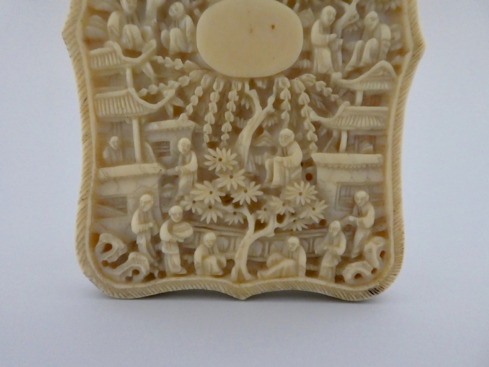 Chinese carved ivory card case of large size, Canton, c. 1820. View VII