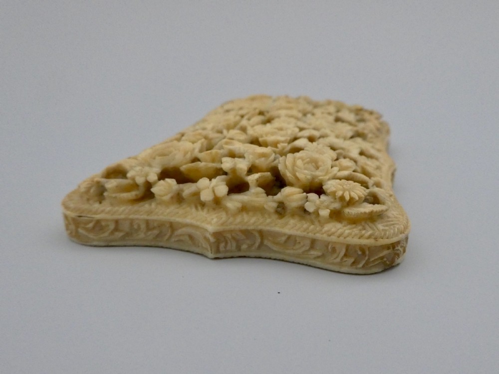 Chinese carved ivory card case of large size, Canton, c. 1820. View IX