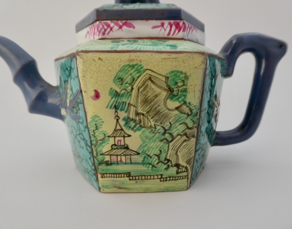 Chinese Yixing stoneware enamelled teapot. 18th Century. Qing Dynasty. View II