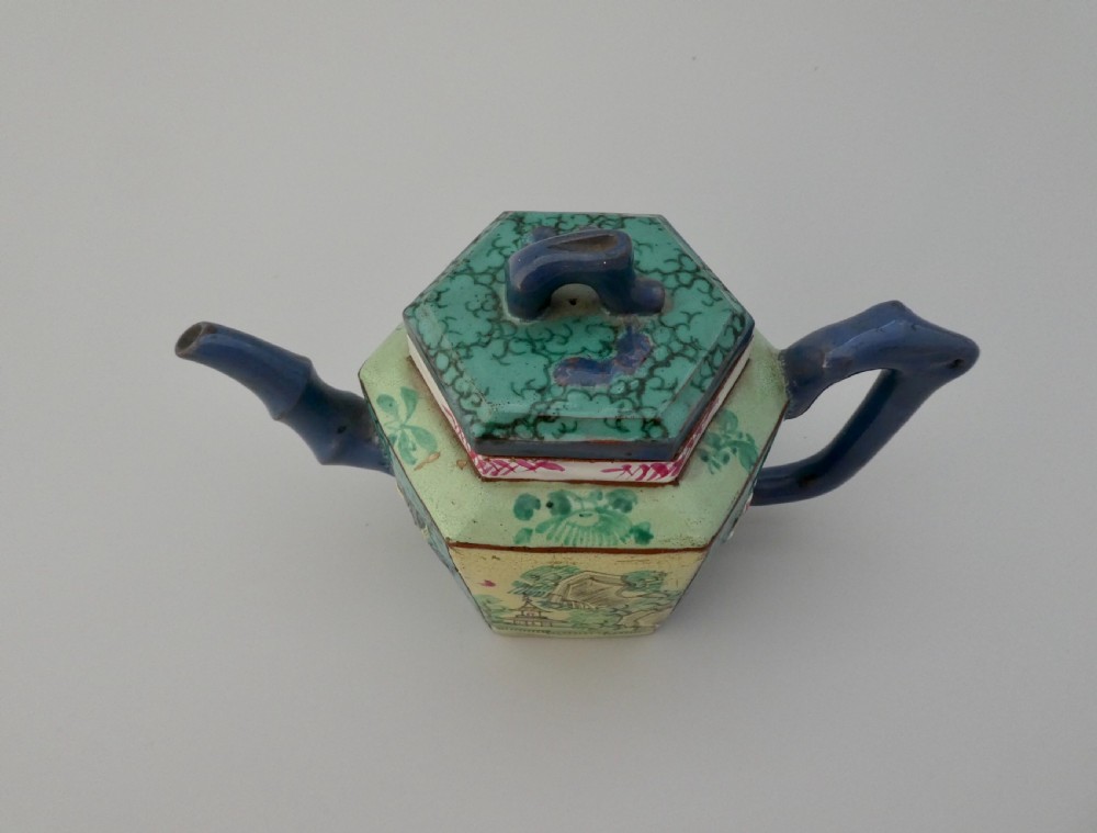 Chinese Yixing stoneware enamelled teapot. 18th Century. Qing Dynasty. View III