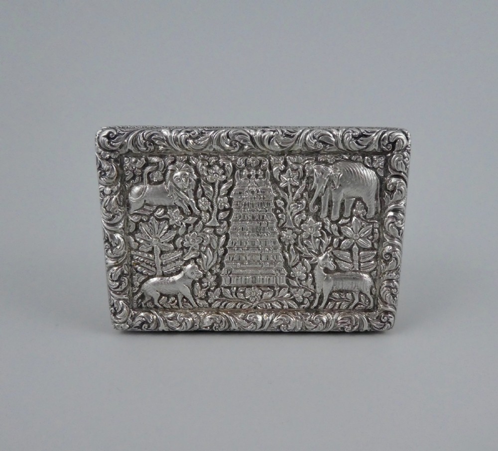 Indian silver double snuff box. Trichinopoly or Tanjore, c. 1860. View III