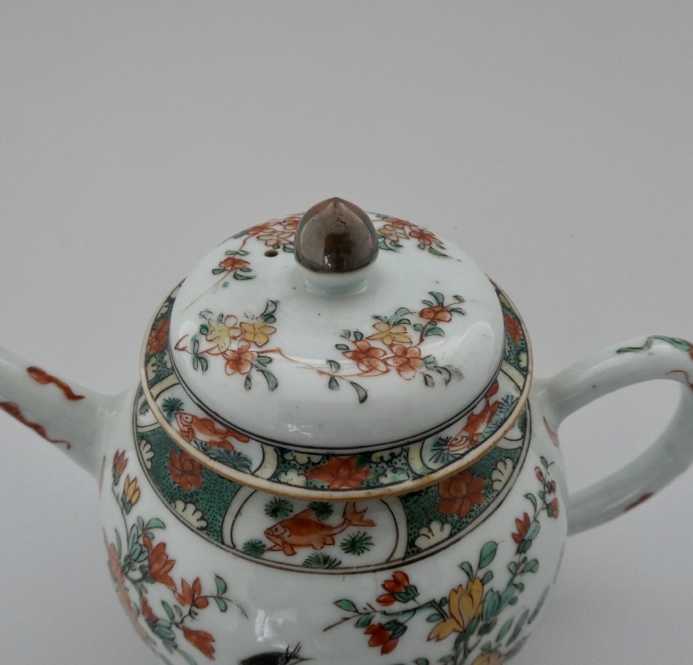 Chinese famille verte teapot, c. 1700. Kangxi Period. View III