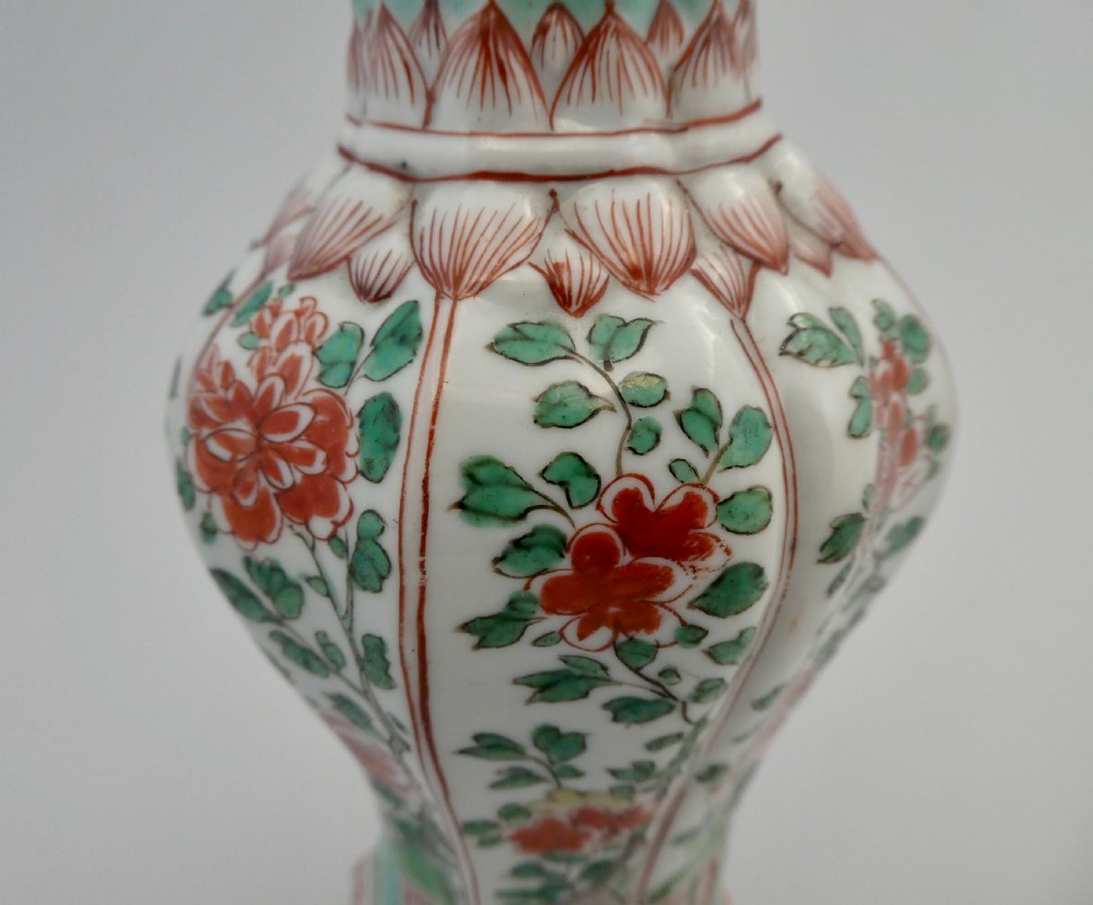 Chinese porcelain vase. Famille verte decoration. c. 1700. Kangxi Period. View VIII
