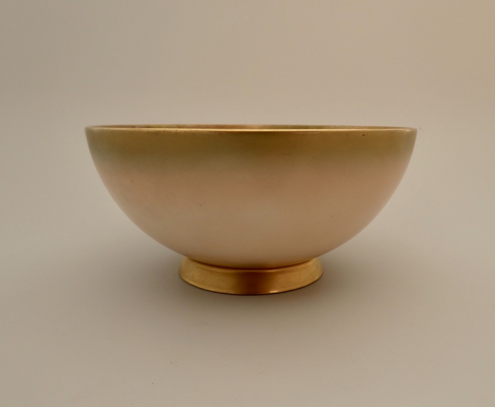 Royal Worcester porcelain fruit painted bowl. William Ricketts, dated 1929. View VII