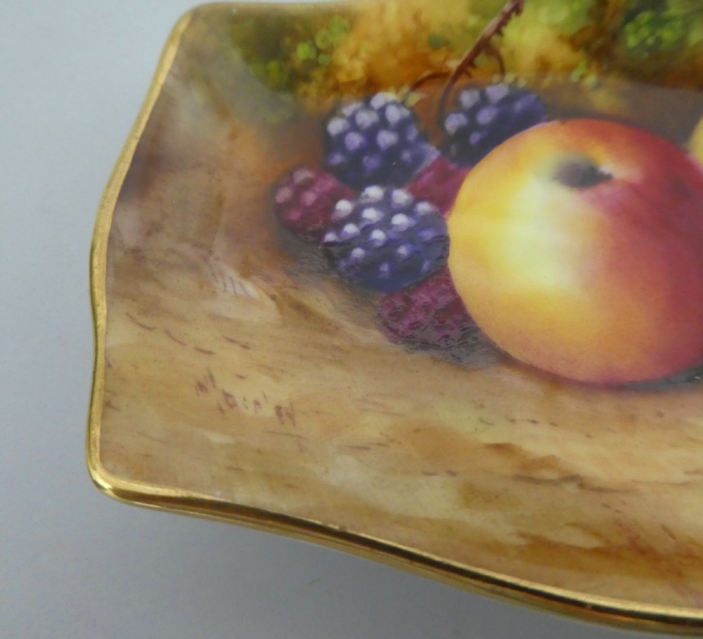 Royal Worcester porcelain pin tray. George Moseley, dated 1935. View IV