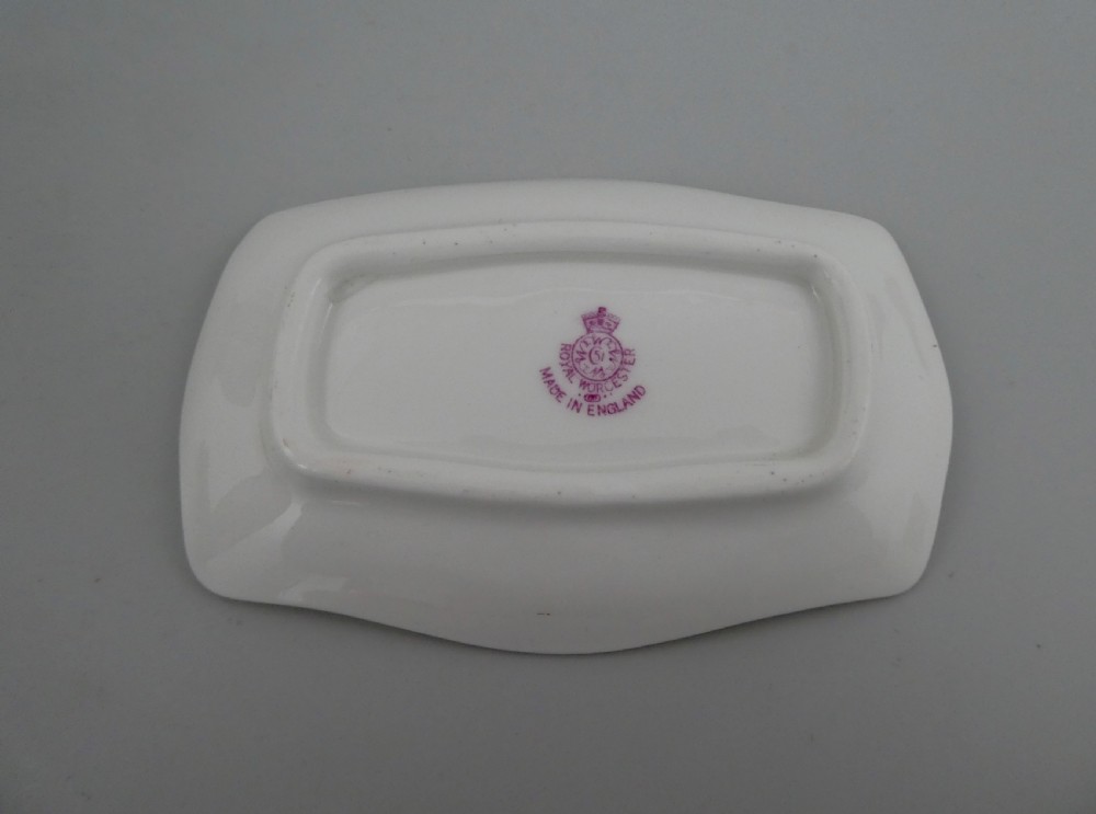 Royal Worcester porcelain pin tray. George Moseley, dated 1935. View V