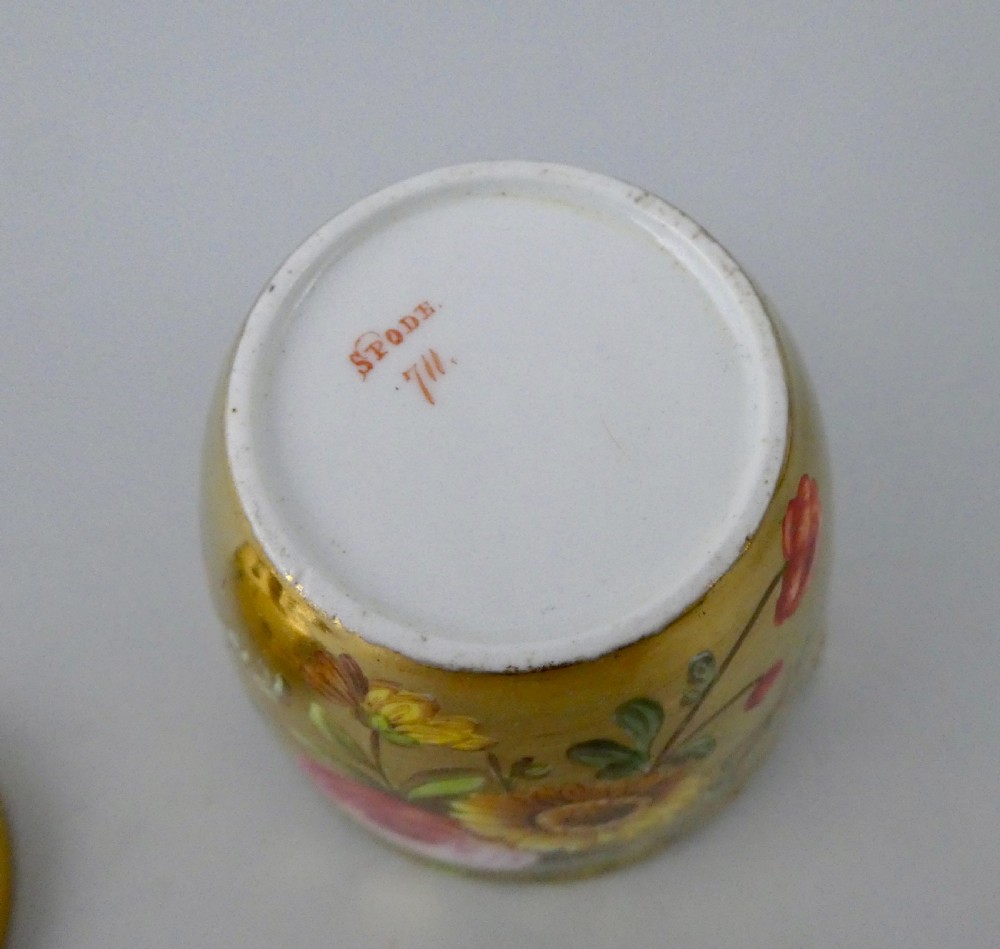 Spode porcelain pot pourri, c. 1810. View XI