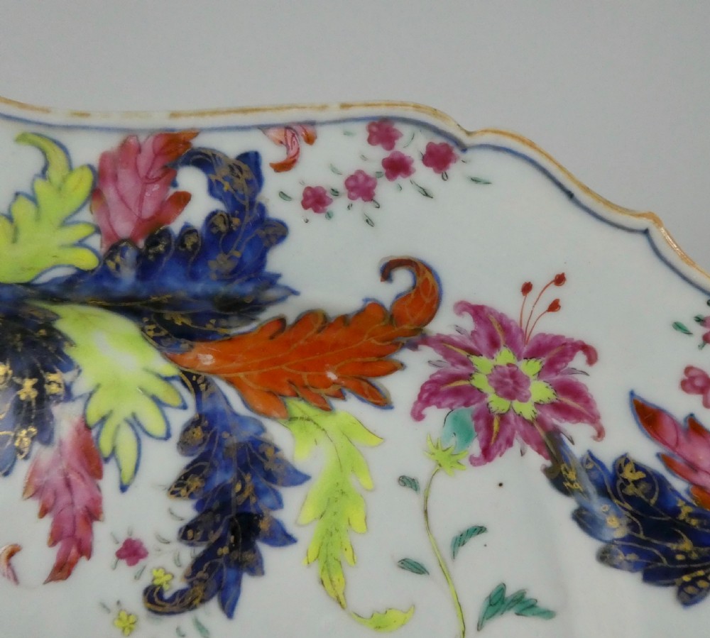Chinese porcelain dish ‘Pseudo Tobacco Leaf’ pattern, c. 1760. Qianlong Period. View IV