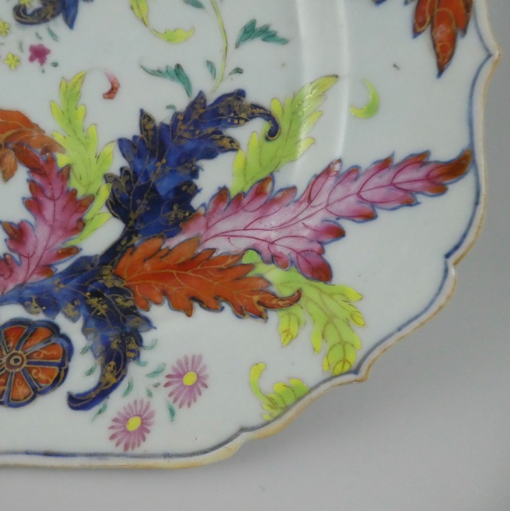 Chinese porcelain dish ‘Pseudo Tobacco Leaf’ pattern, c. 1760. Qianlong Period. View VII