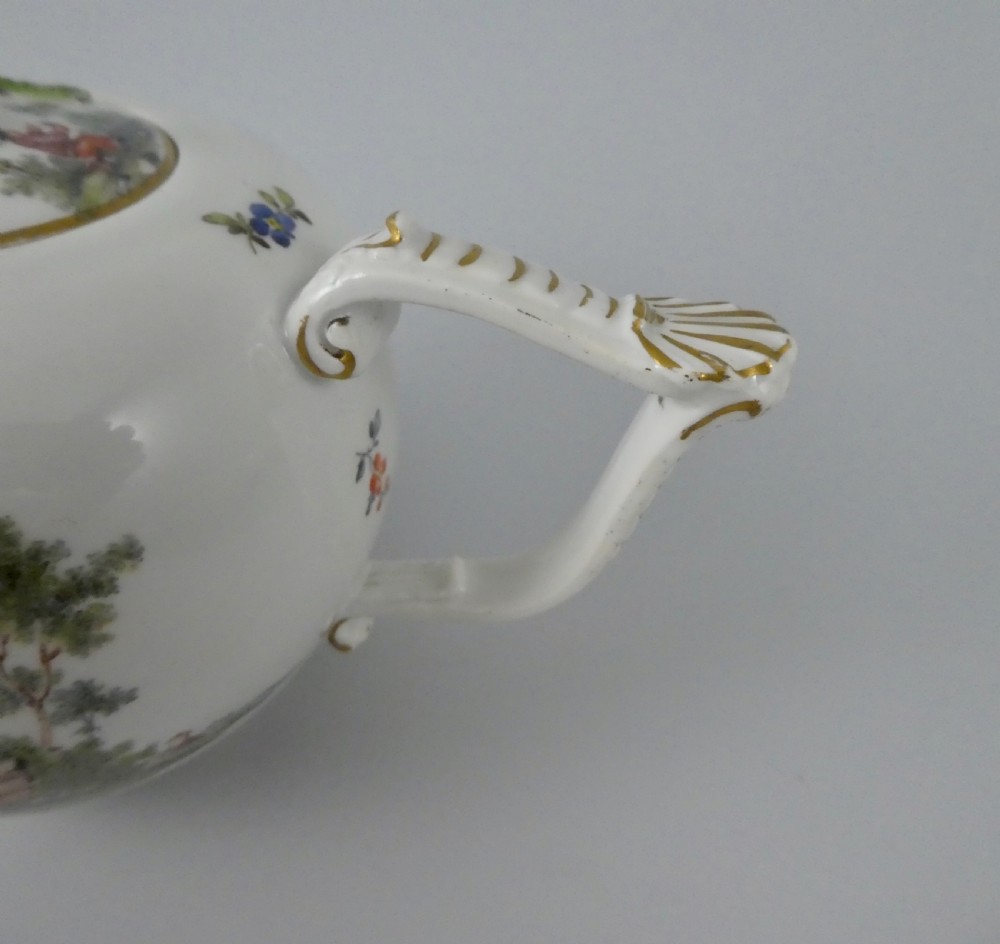 Meissen porcelain teapot & cover, c. 1740. View VI