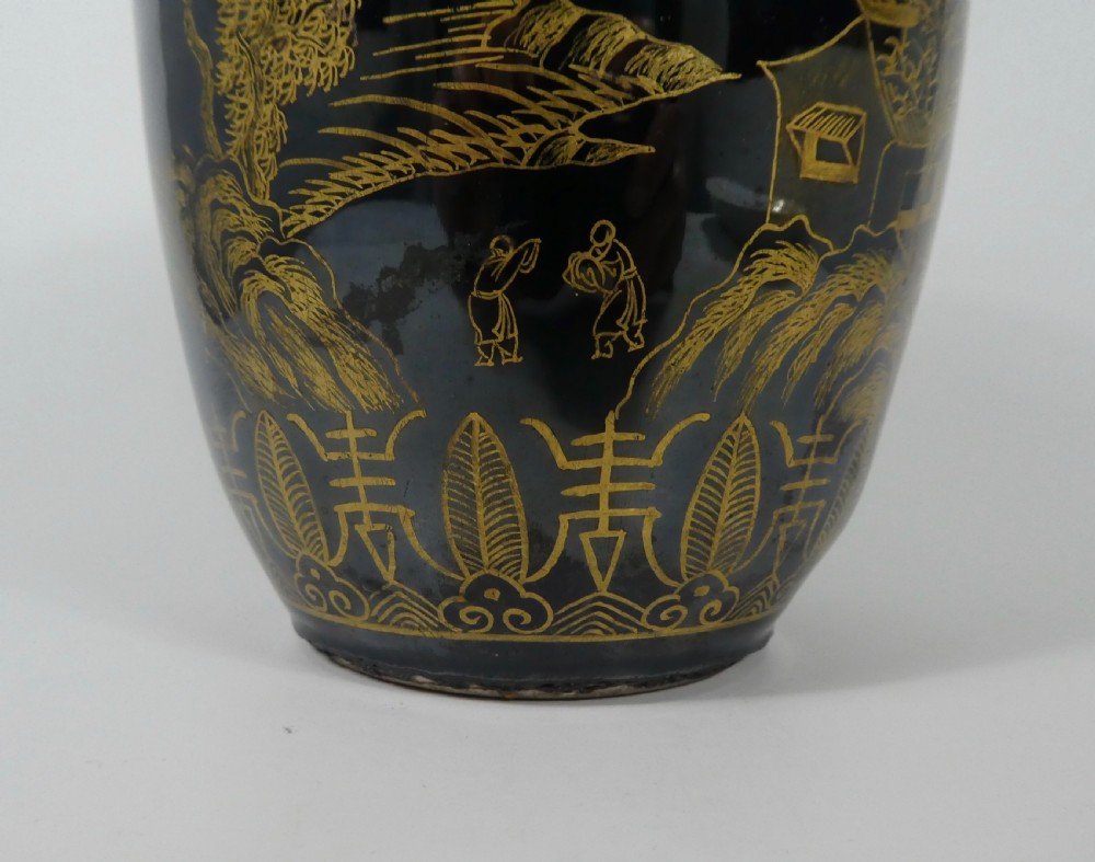 Chinese porcelain ‘Mirror Black’ , vase. 19th Century. Qing Dynasty. View V