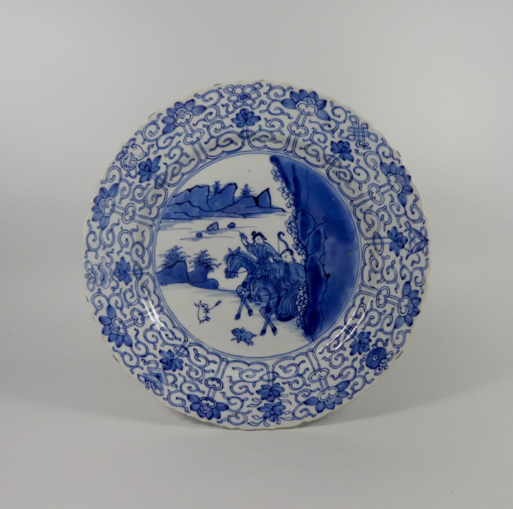 Chinese porcelain dish. Hare hunting. Kangxi Period, c. 1700.