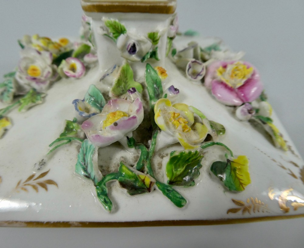 Rockingham porcelain scent bottle, c. 1835. View VII