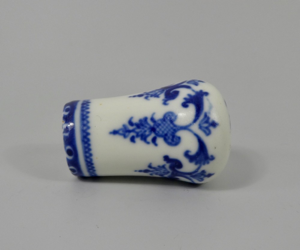 St Cloud porcelain cane handle, c. 1730. View V