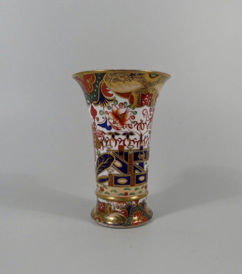 Spode porcelain spill vase. Imari Pattern, ‘967’, c. 1810