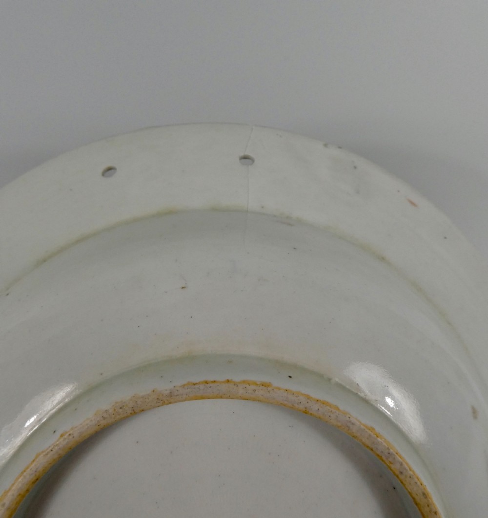 Japanese Imari barbers bowl, c. 1700, Genroku Period. View III