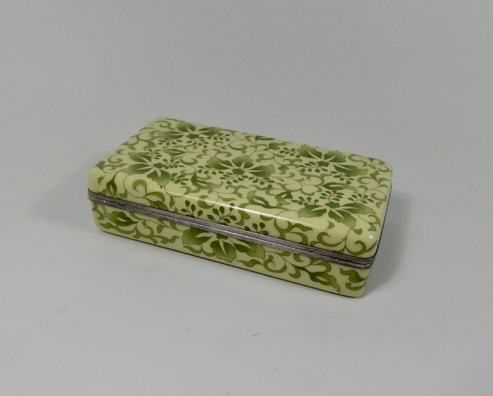 Ando cloisonne box and cover. c. 1890. Meiji Period.