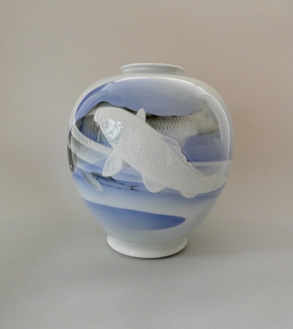 Japanese Koransha porcelain vase, Meiji Period.
