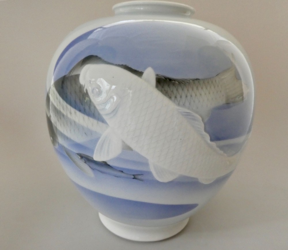 Japanese Koransha porcelain vase, Meiji Period. View II