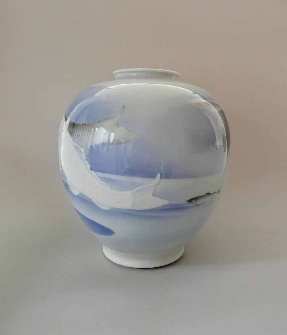 Japanese Koransha porcelain vase, Meiji Period. View XI