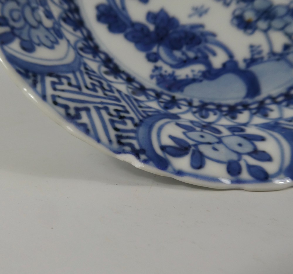 Chinese porcelain dish. Kangxi Period 1662-1722. View VIII