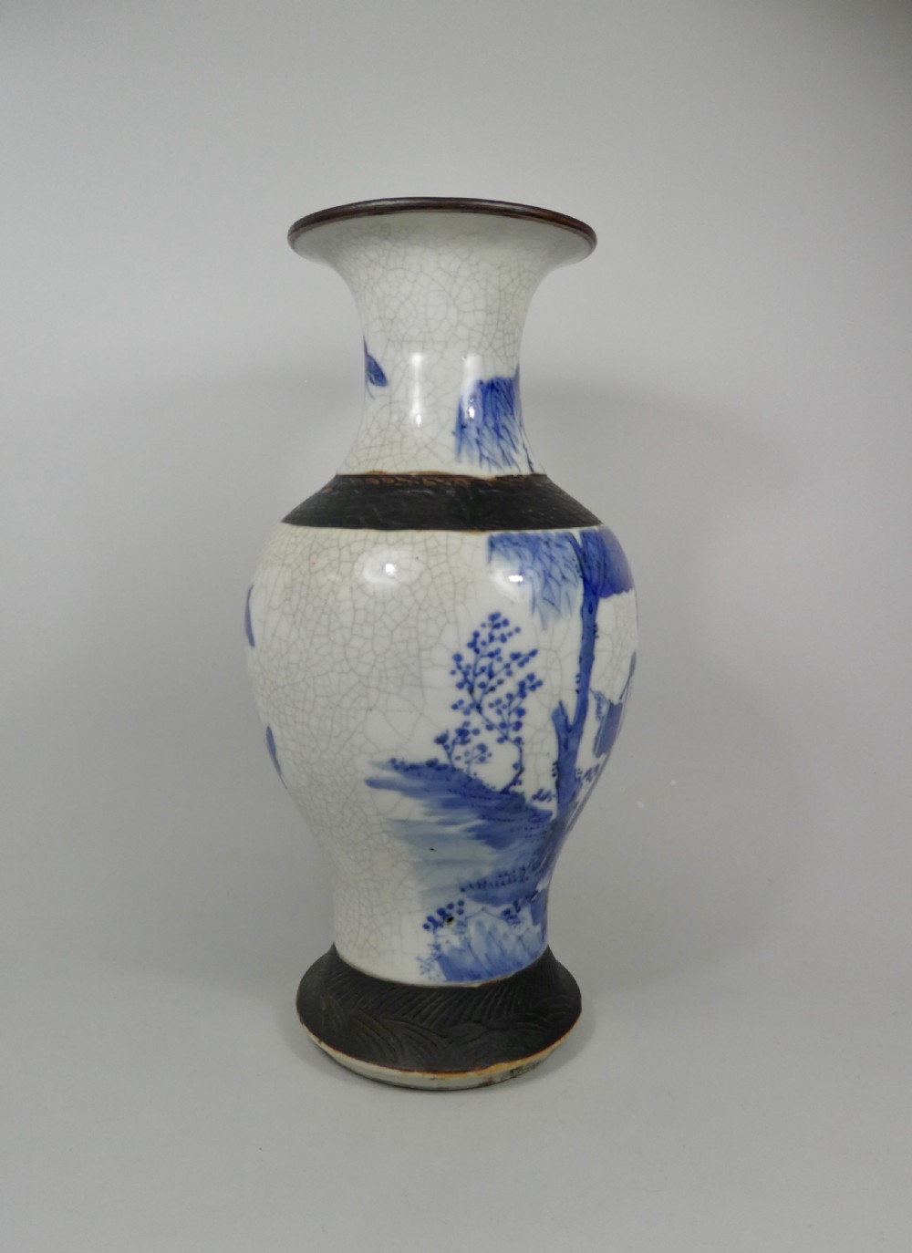 Chinese porcelain ‘Crackle glaze’ vase, c. 1890. View IV