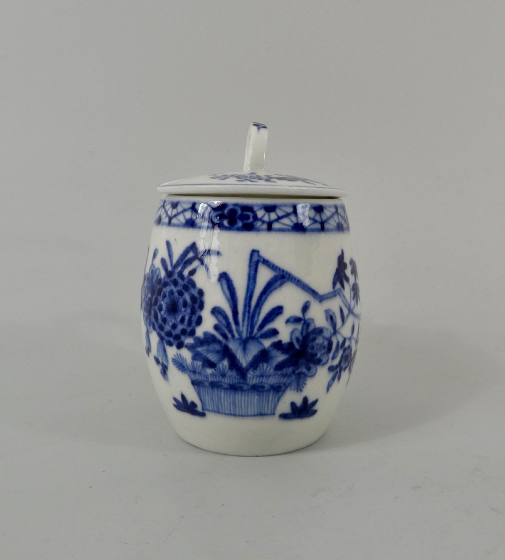 Tournai porcelain mustard pot and cover, c. 1770. View III