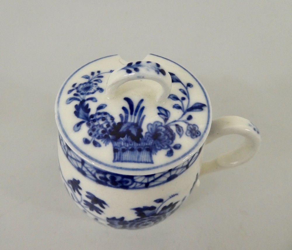 Tournai porcelain mustard pot and cover, c. 1770. View VII