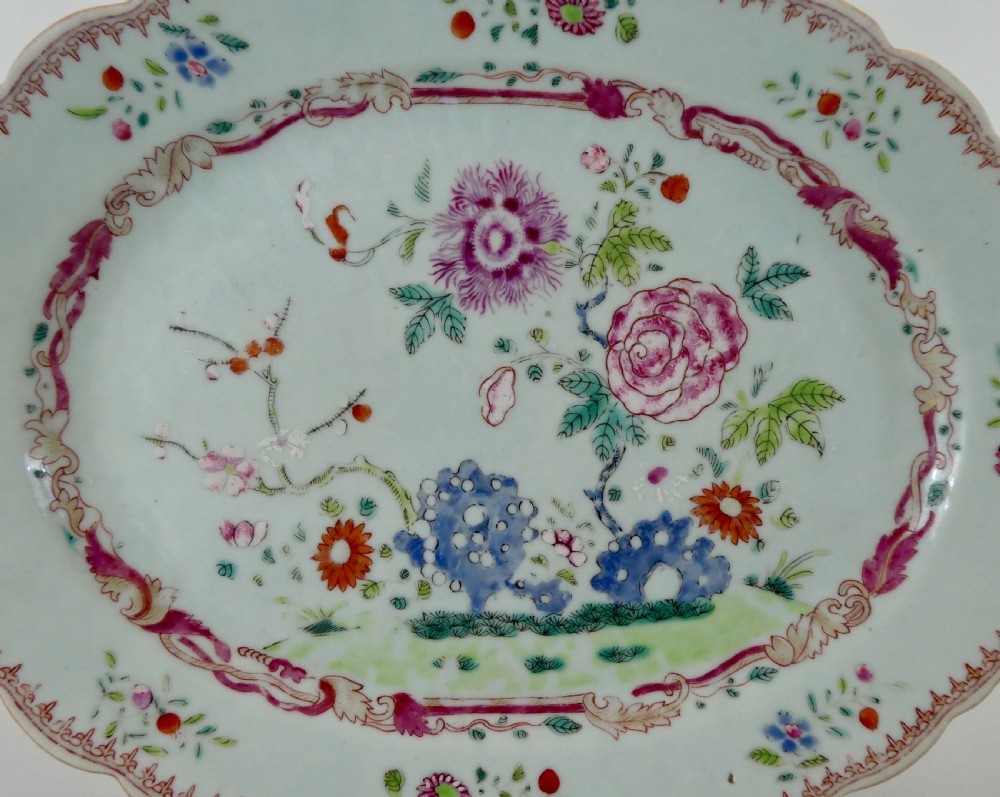 Chinese porcelain platter, c. 1760. Qianlong Period. View II