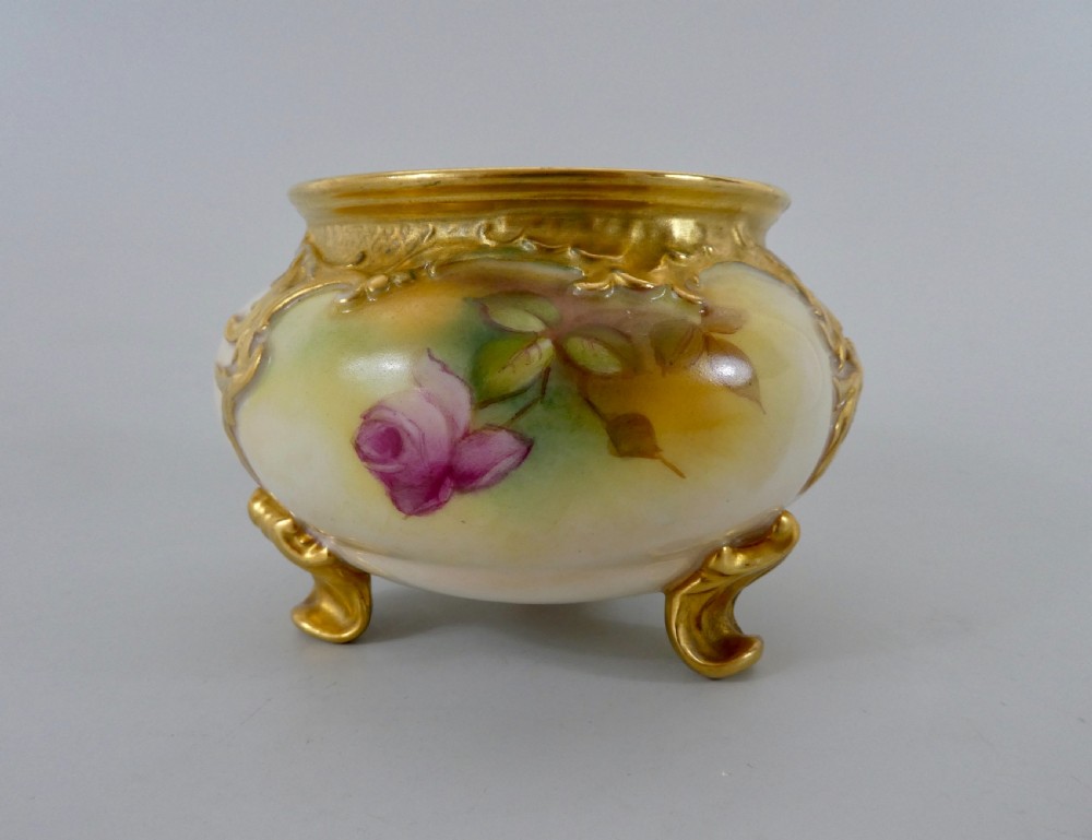 Royal Worcester porcelain vase. Millie Hunt, dated 1939. View VI