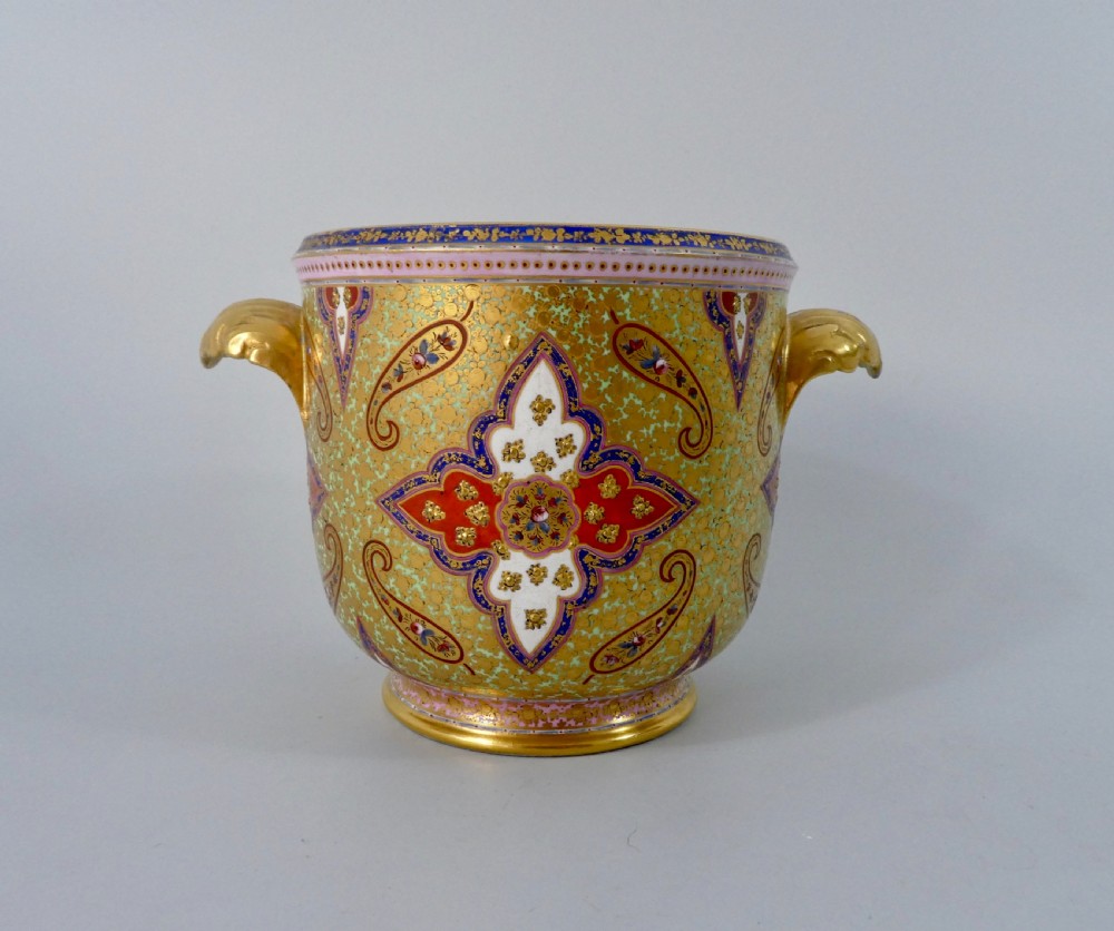 Coalport cache pot. Cashmere pattern. c. 1875.