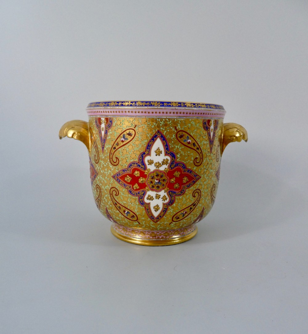 Coalport cache pot. Cashmere pattern. c. 1875. View VI