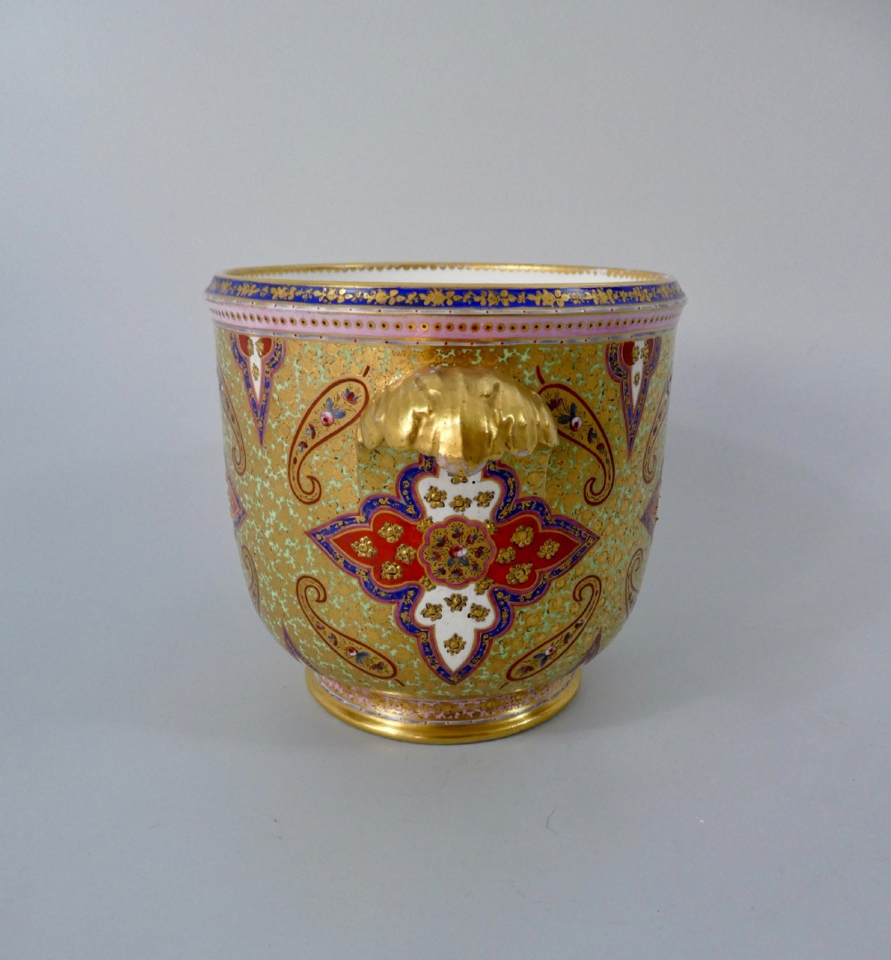 Coalport cache pot. Cashmere pattern. c. 1875. View IX
