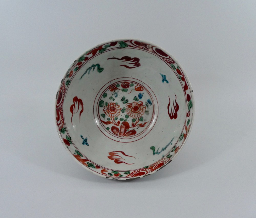Chinese Swatow porcelain bowl, c.1600. Ming Dynasty. View XII