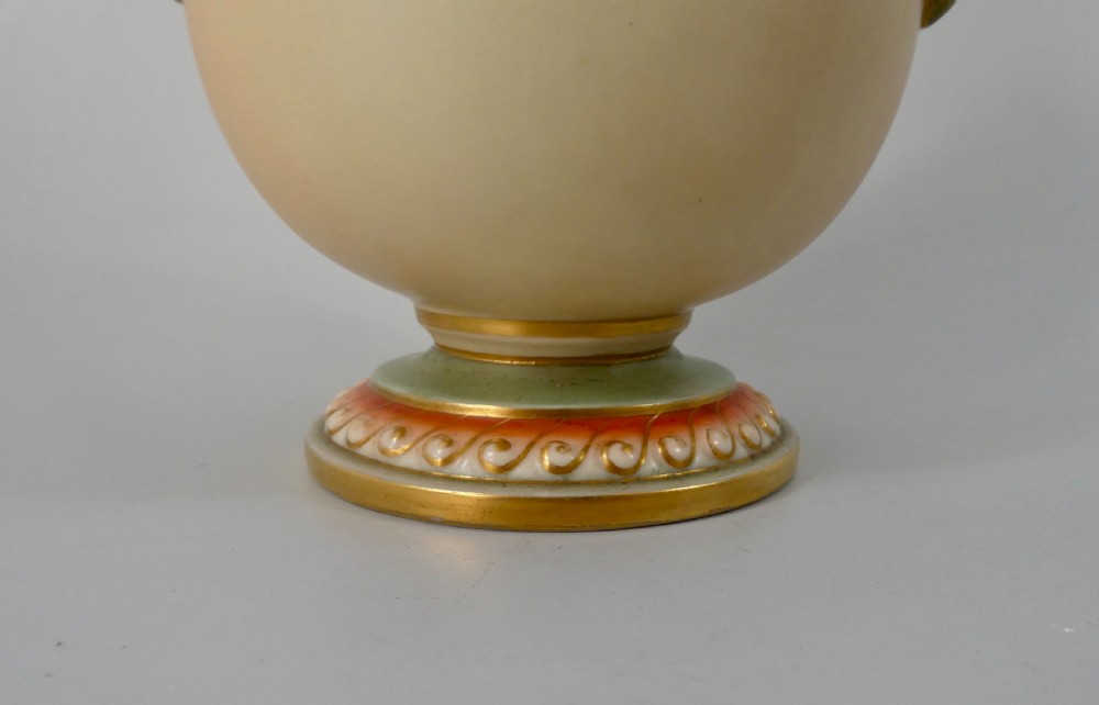 Royal Worcester porcelain vase. Thistles. Dated 1901. View VIII