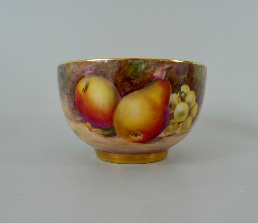 Royal Worcester sugar bowl, Signed R. Lewis View II