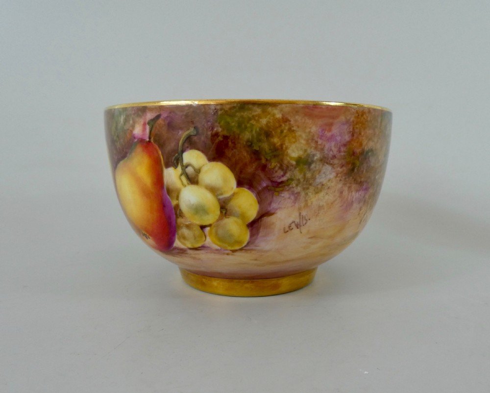 Royal Worcester sugar bowl, Signed R. Lewis View VIII