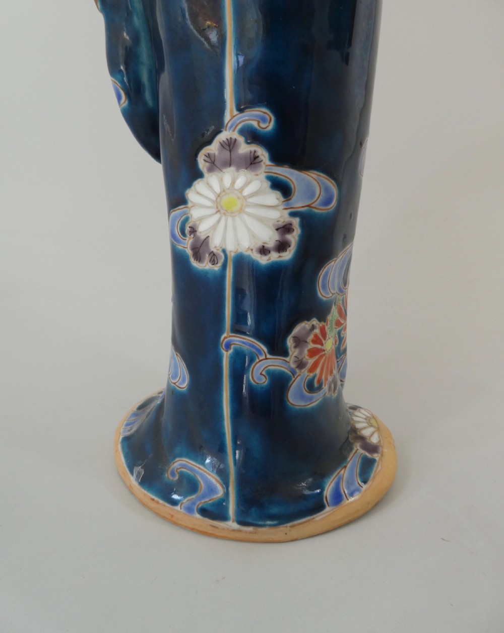 Kutani porcelain Bijin, c. 1890. Meiji Period. View VIII