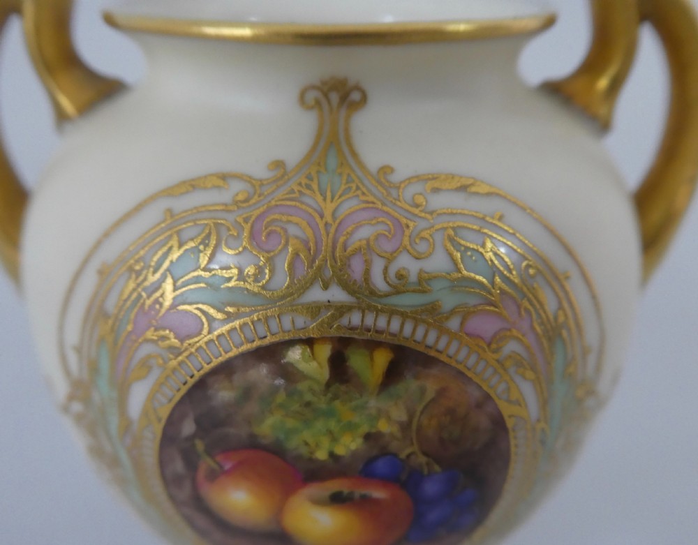 Royal Worcester vase & cover. William Bee, dated 1922. View VIII