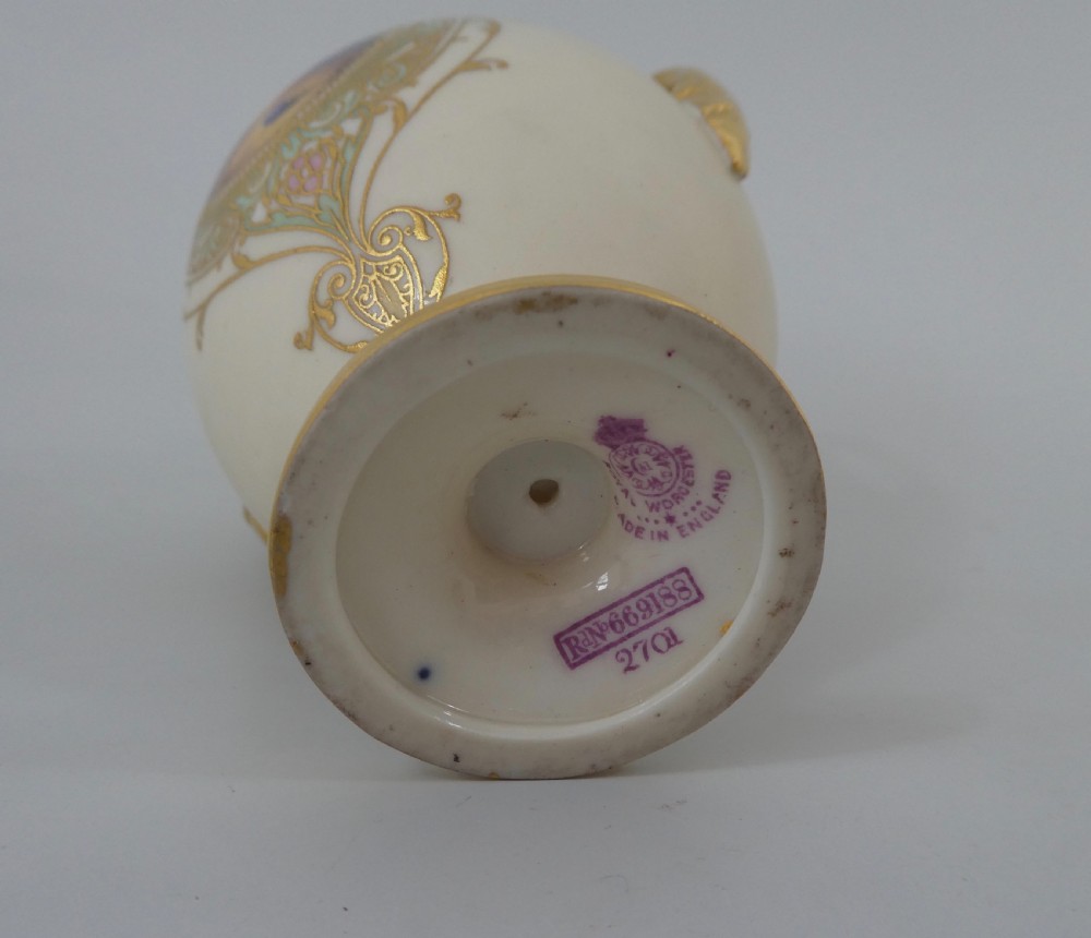 Royal Worcester vase & cover. William Bee, dated 1922. View X