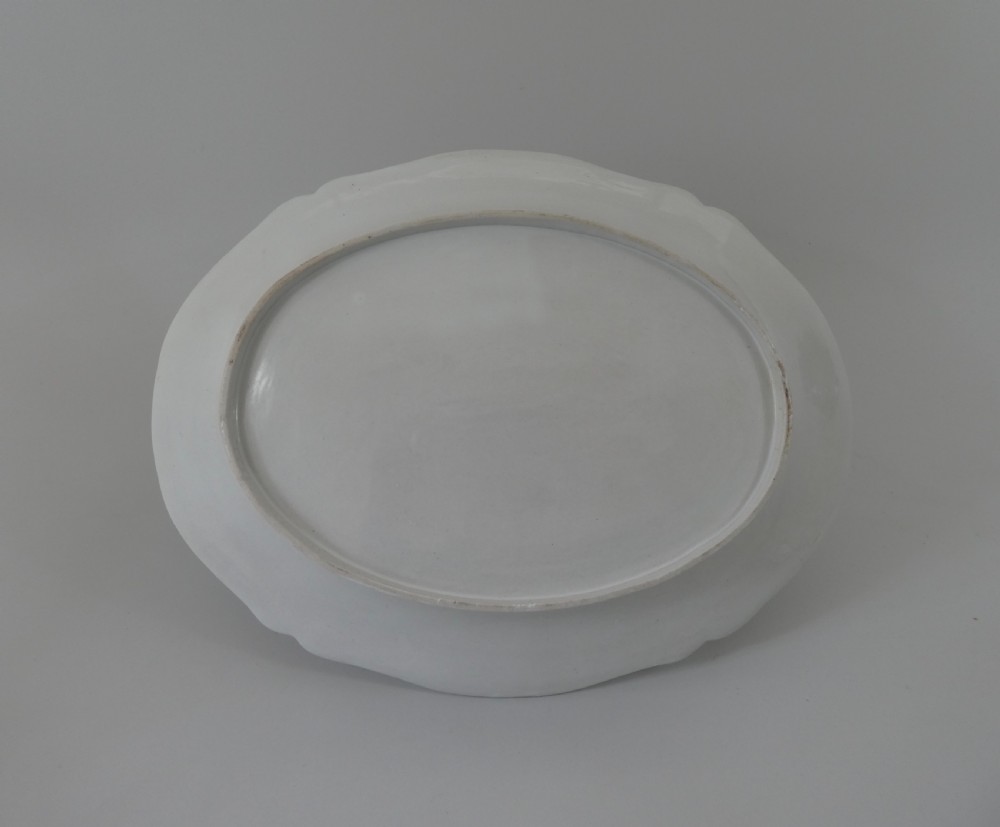 Doccia porcelain tureen, cover and stand, c. 1770. View V