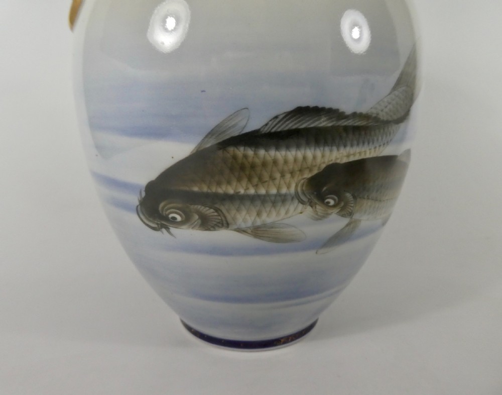 Fukugawa vase. Carp decoration, Japan, c. 1890. Meiji Period. View VI