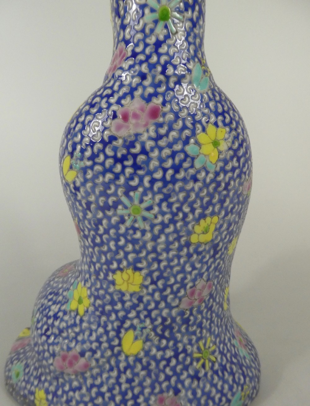 Chinese porcelain figure. Guanyin, c. 1920. Republic Period. View VI