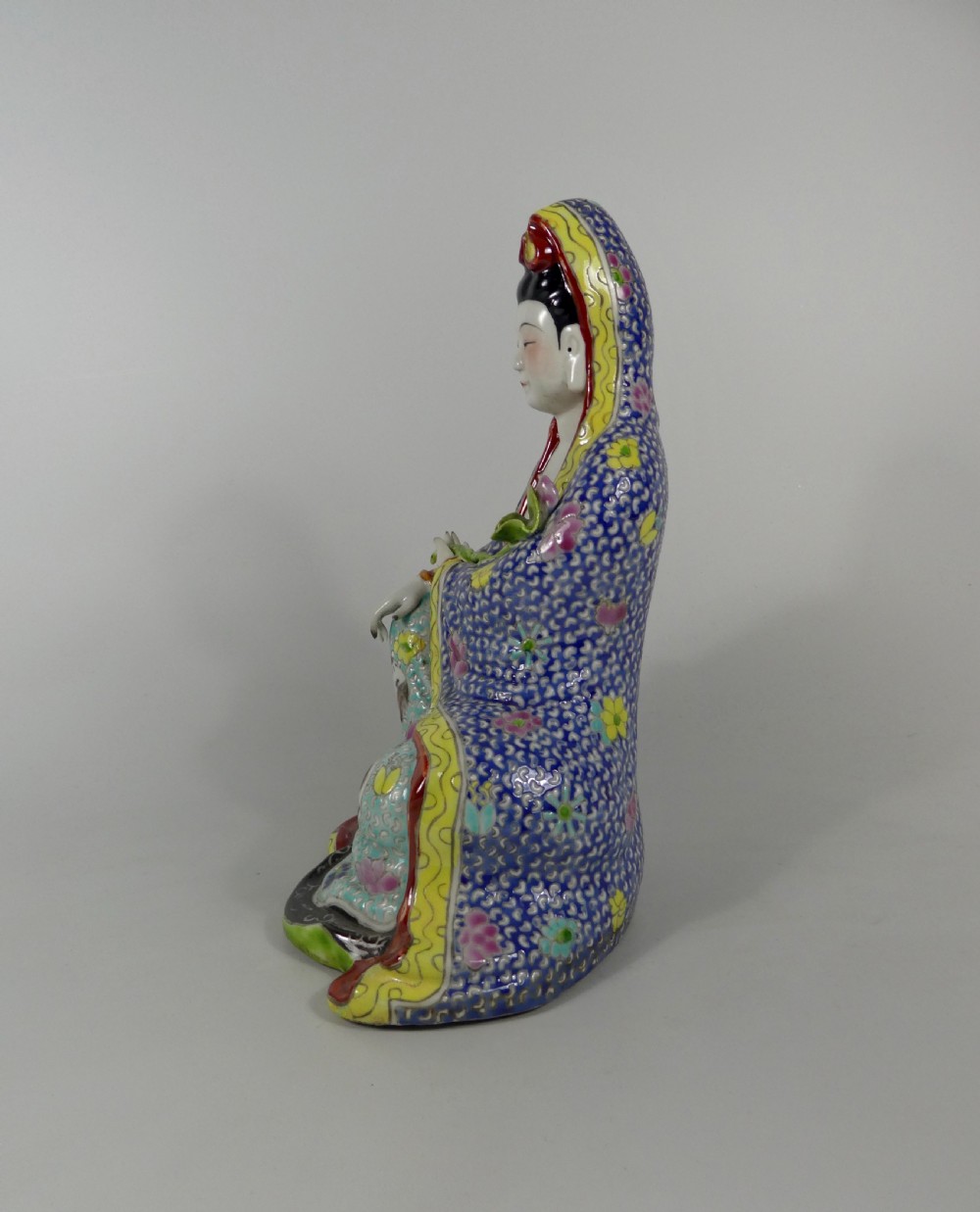 Chinese porcelain figure. Guanyin, c. 1920. Republic Period. View VII