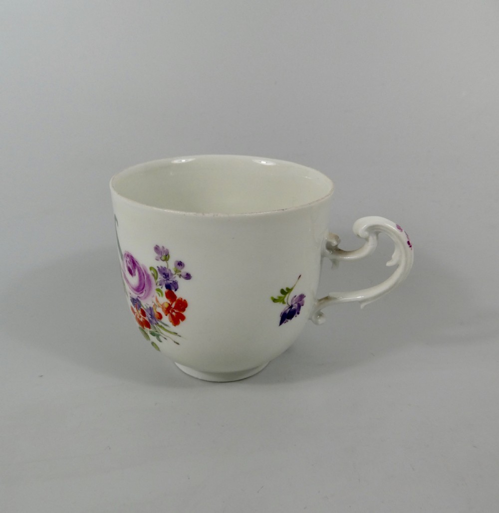 Meissen porcelain cup and saucer, c.1740. View XII