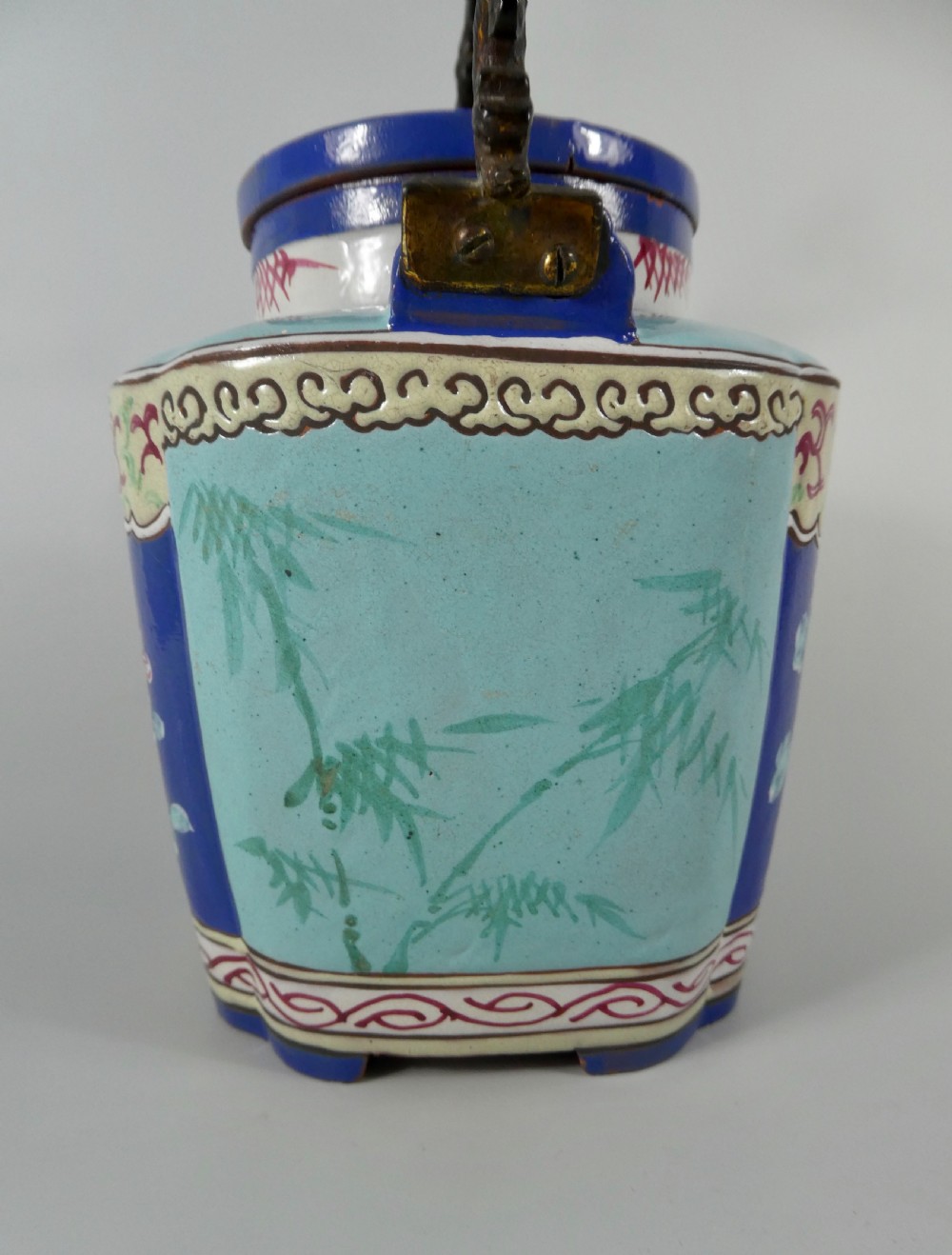 Chinese Yixing enamelled teapot, c.1850. Qing Dynasty. View V