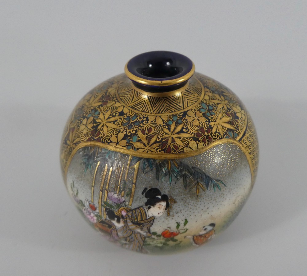 Satsuma pottery vase. Kinkozan, c. 1900. Meiji Period. View II